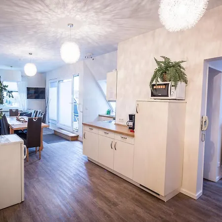 Work & In Meckelfeld * סייבטאל